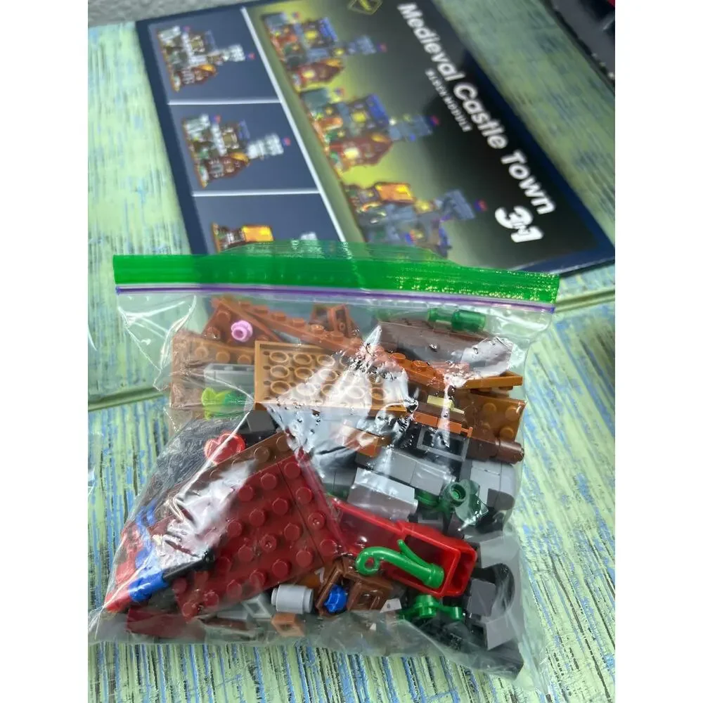 XMORK Medieval Castle Town Modular Blocks Set Standard ABS Lego Compatible